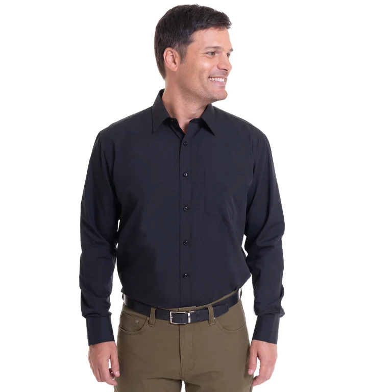 Camisa corporativa lisa en tela de fácil planchado
